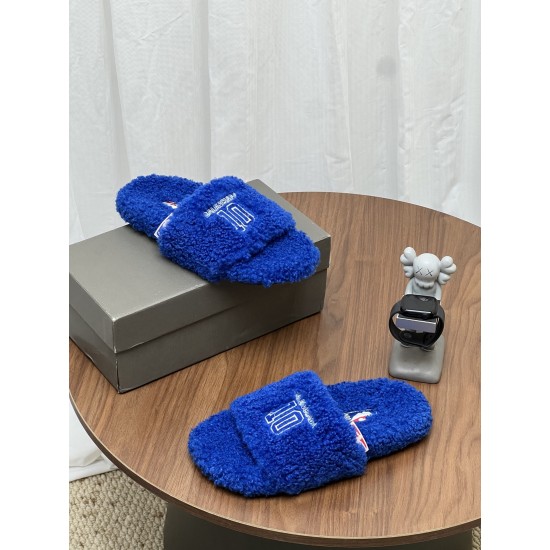 Balenciaga Slippers