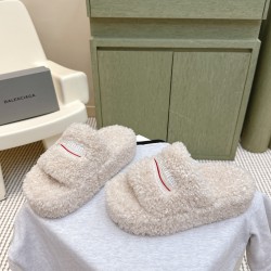 Balenciaga Slippers
