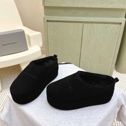 Balenciaga Slippers