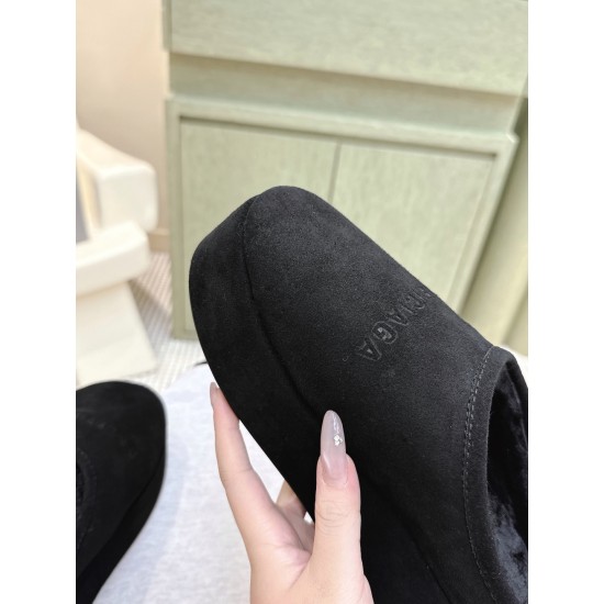Balenciaga Slippers