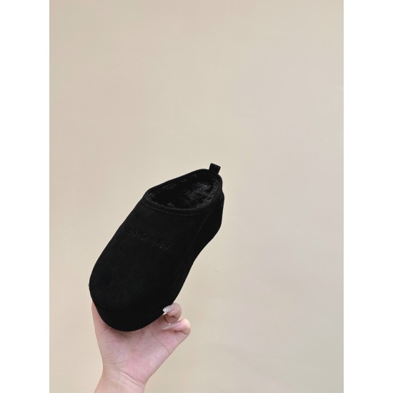 Balenciaga Slippers