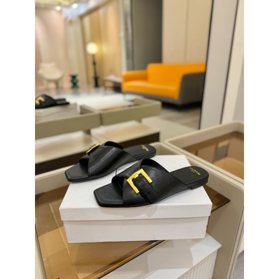 Balenciaga Slippers