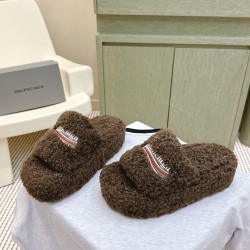 Balenciaga Slippers