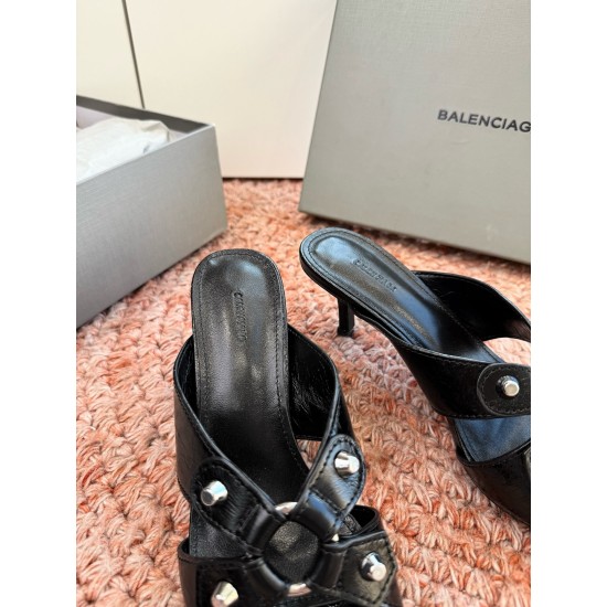 Balenciaga Slippers