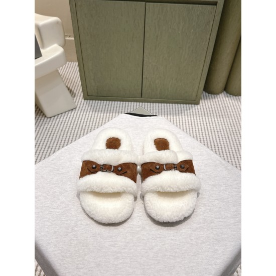 Balenciaga Slippers