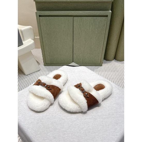 Balenciaga Slippers
