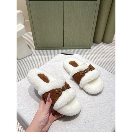 Balenciaga Slippers