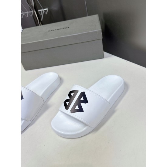 Balenciaga Slippers
