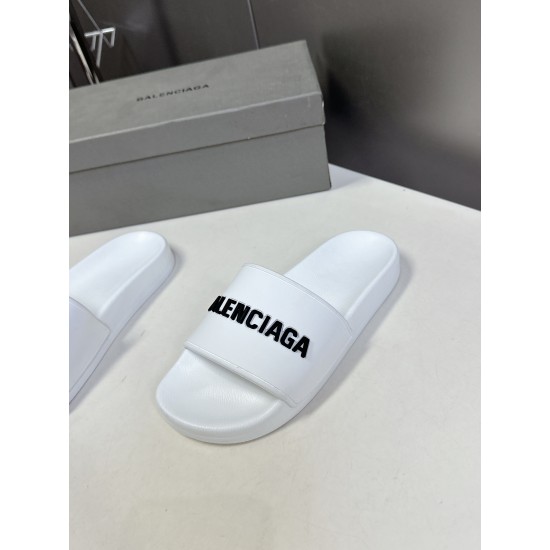 Balenciaga Slippers
