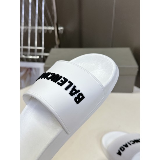 Balenciaga Slippers