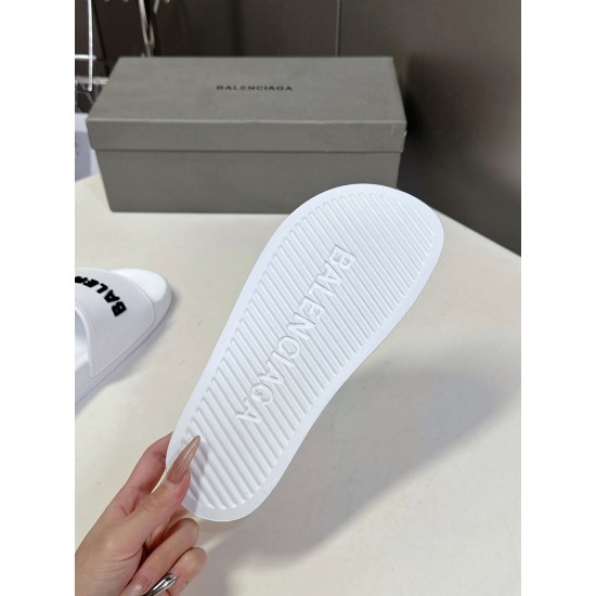 Balenciaga Slippers