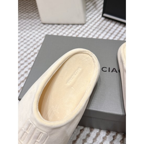 Balenciaga Slippers
