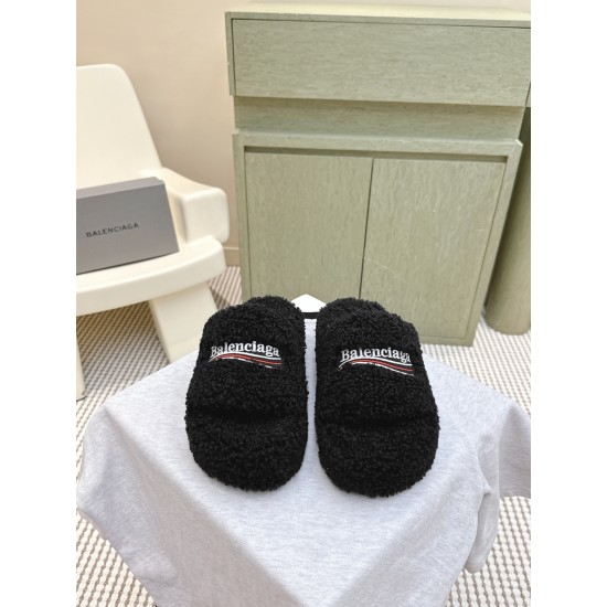 Balenciaga Slippers