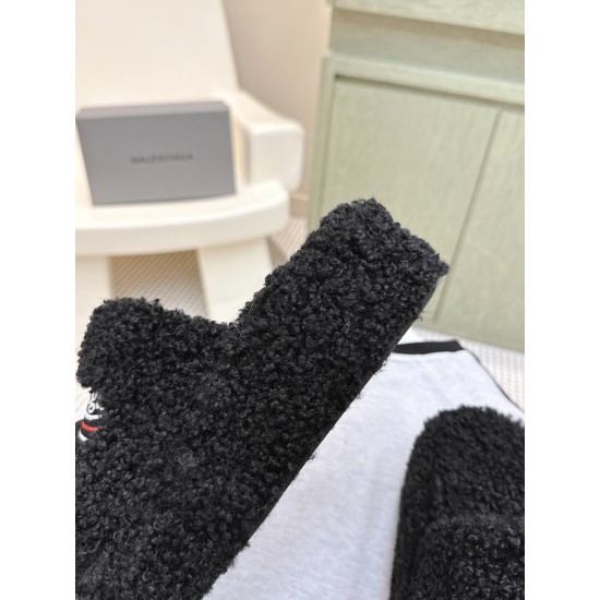 Balenciaga Slippers