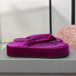 Balenciaga Slippers