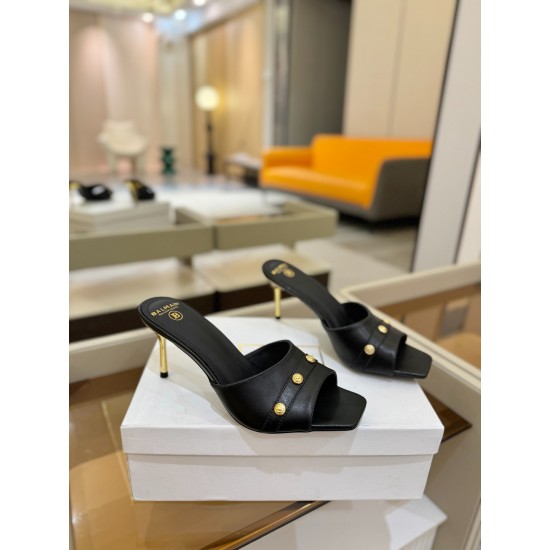 Balenciaga Slippers