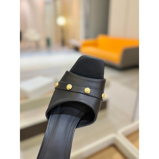Balenciaga Slippers