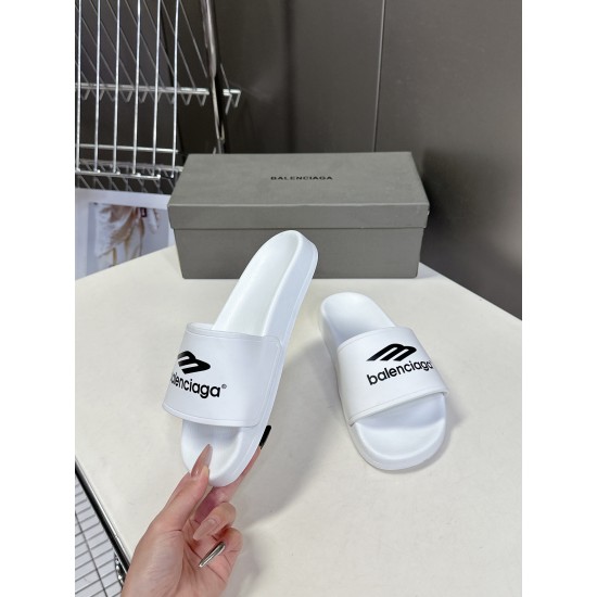 Balenciaga Slippers