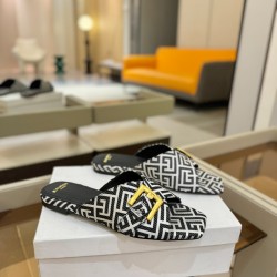 Balenciaga Slippers