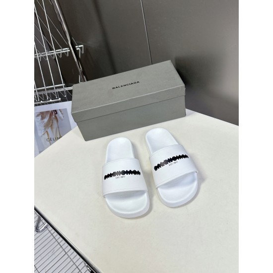 Balenciaga Slippers