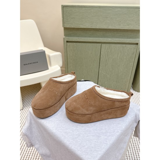Balenciaga Slippers