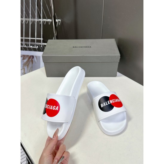 Balenciaga Slippers