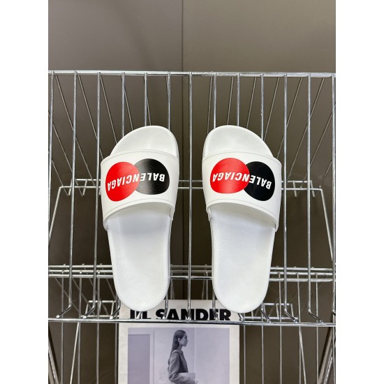 Balenciaga Slippers