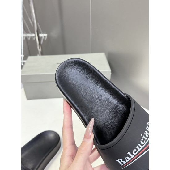 Balenciaga Slippers