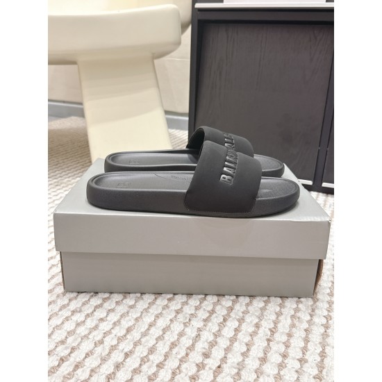 Balenciaga Slippers