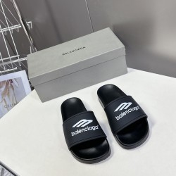 Balenciaga Slippers