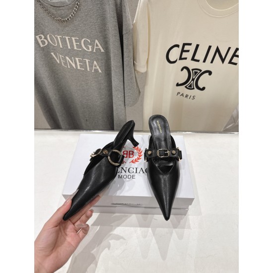 Balenciaga Slippers