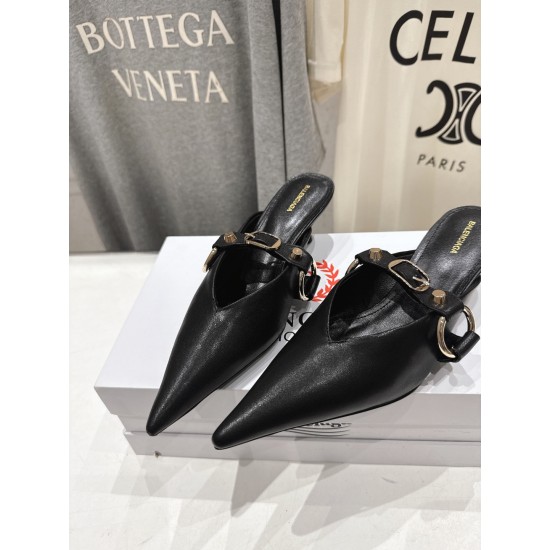 Balenciaga Slippers