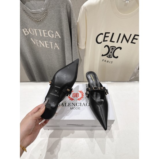 Balenciaga Slippers