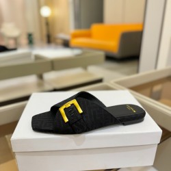 Balenciaga Slippers