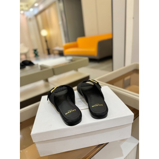 Balenciaga Slippers