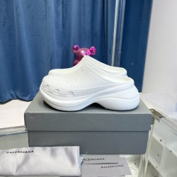 Balenciaga Slippers