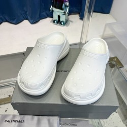 Balenciaga Slippers