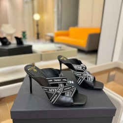 Balenciaga Slippers