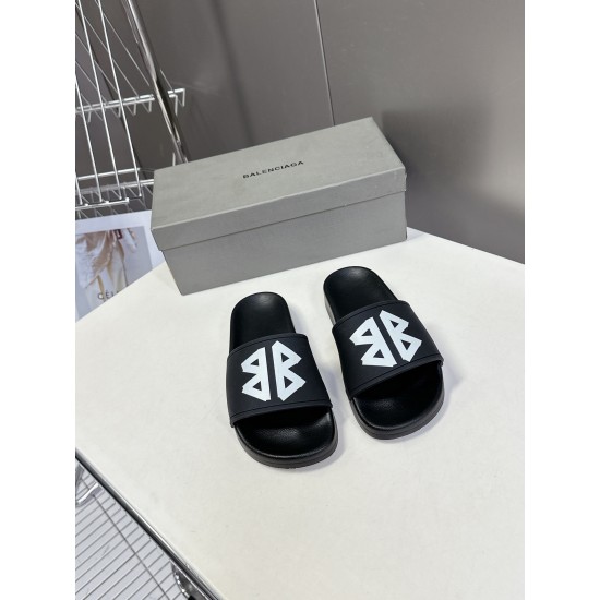 Balenciaga Slippers