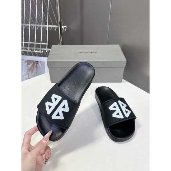 Balenciaga Slippers