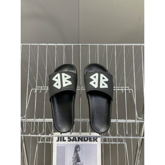 Balenciaga Slippers