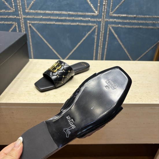 Balmain slippers
