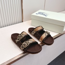 Burberry slippers