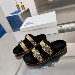 Burberry slippers