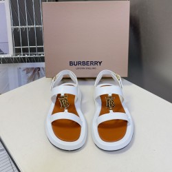 Burberry slippers