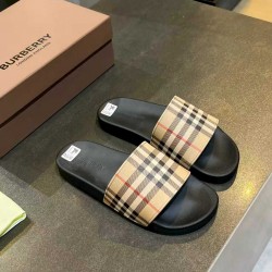 Burberry slippers