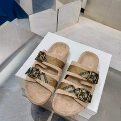 Burberry slippers