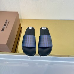 Burberry slippers