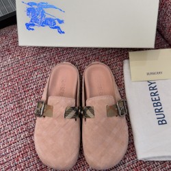 Burberry slippers
