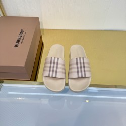 Burberry slippers